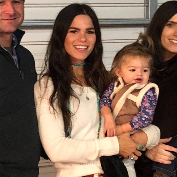 Meet your Posher, Emily - Picture 1 of 1